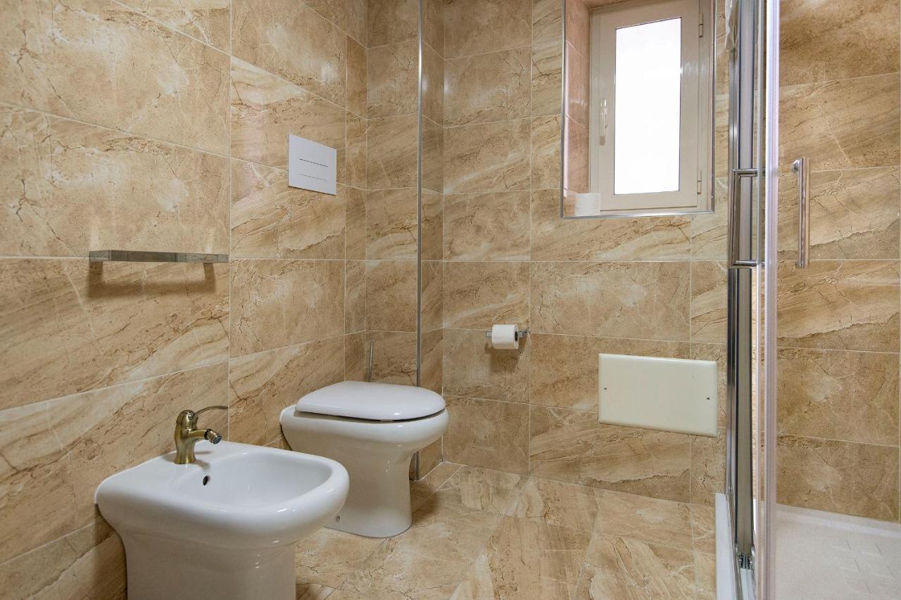 Irooms Garibaldi Naples