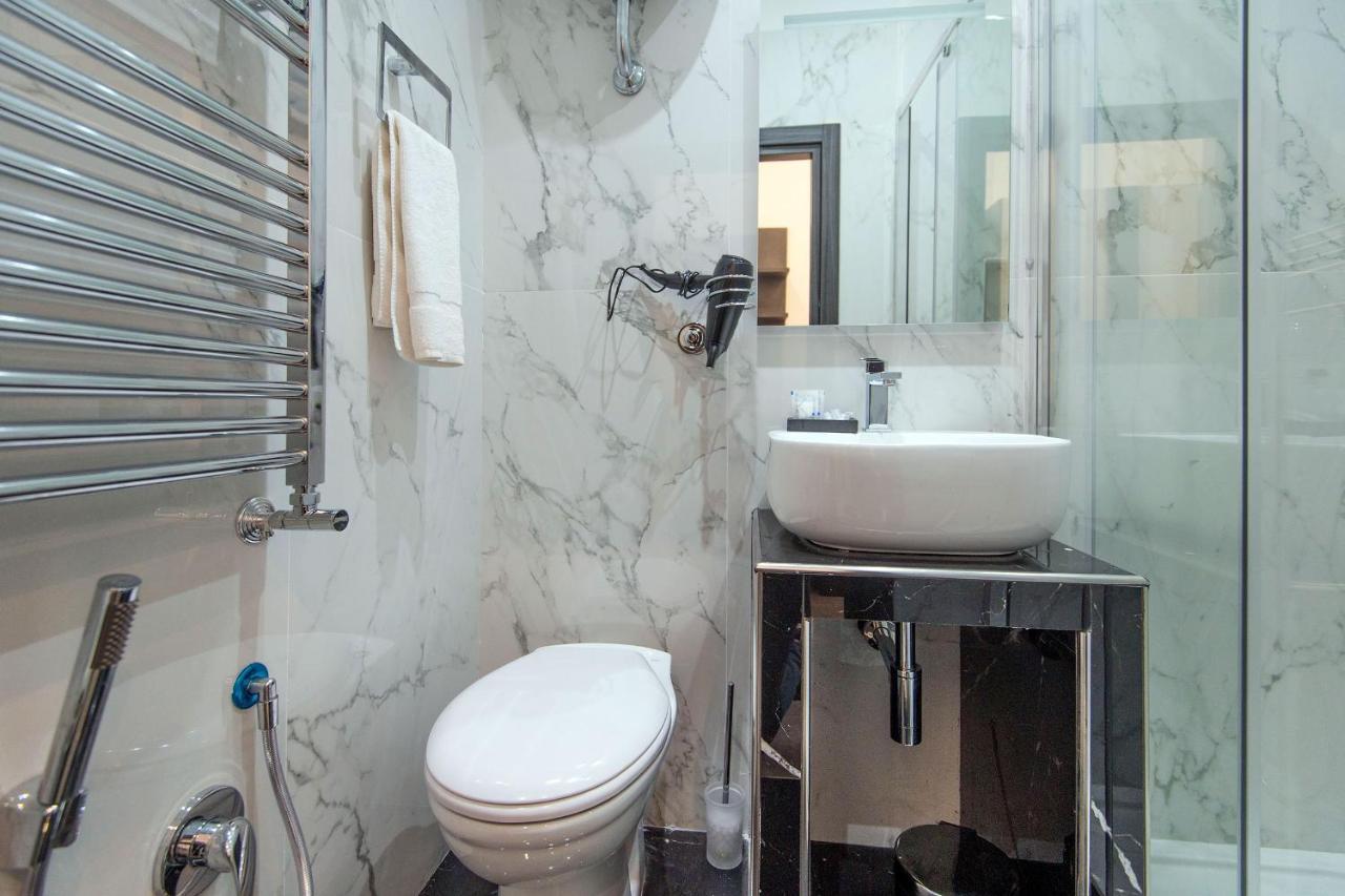 Irooms Garibaldi Naples