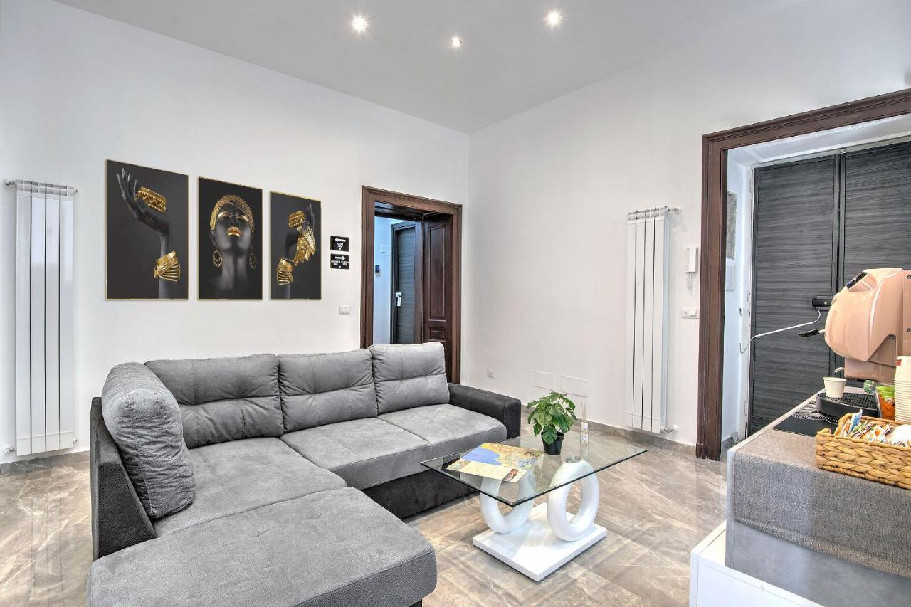 Irooms Garibaldi Naples